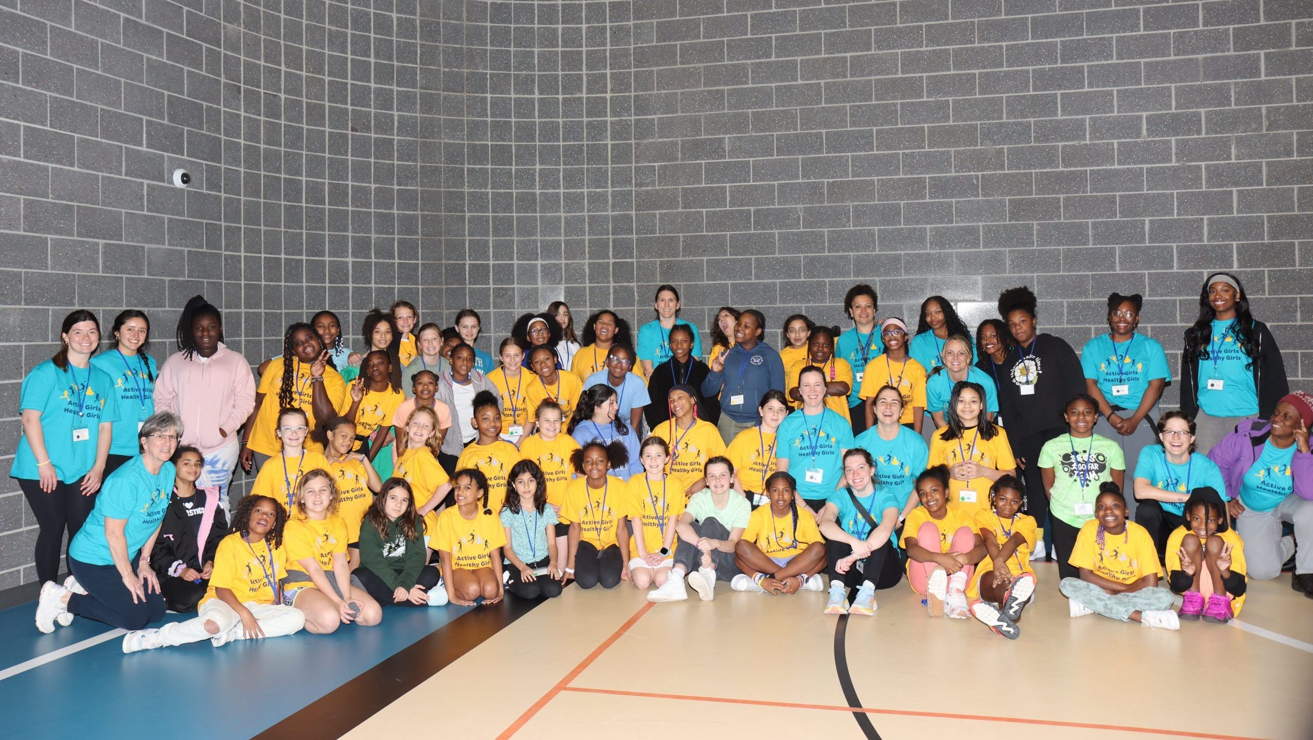 AGHG campers and counselors group photo.